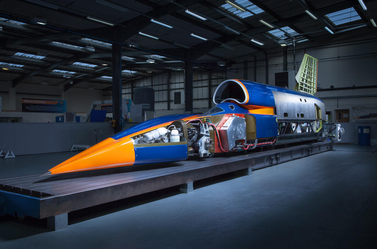 1000mph Bloodhound SSC successfully completes two 200mph runs