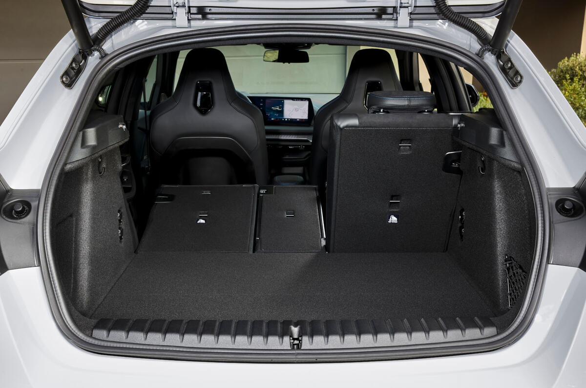 bmw 1 series facelift 20245 18 bmw 1 series facelift 20245 18