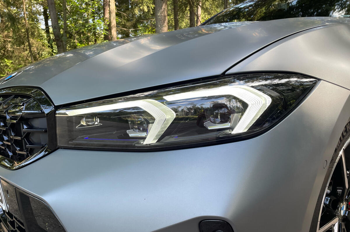 BMW 3 Series 2022 headlight
