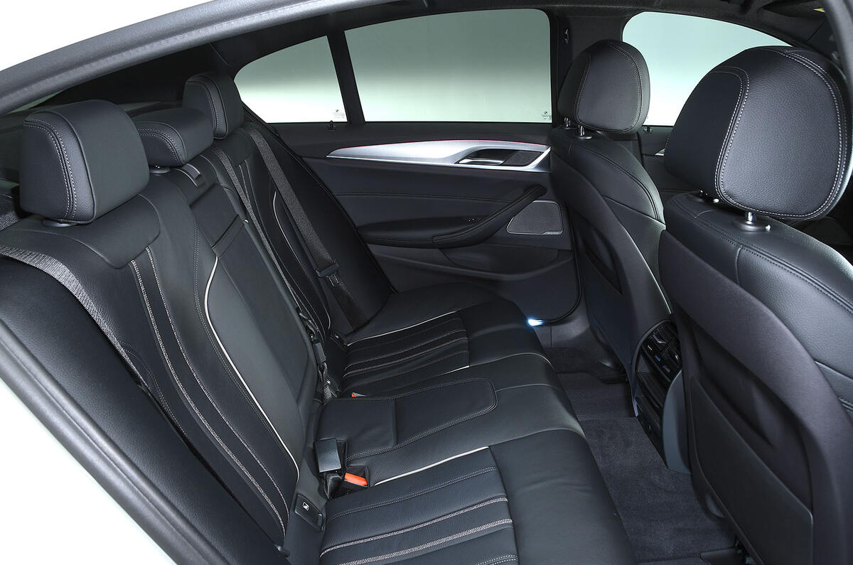 BMW 5 Series rear seats BMW 5 Series rear seats