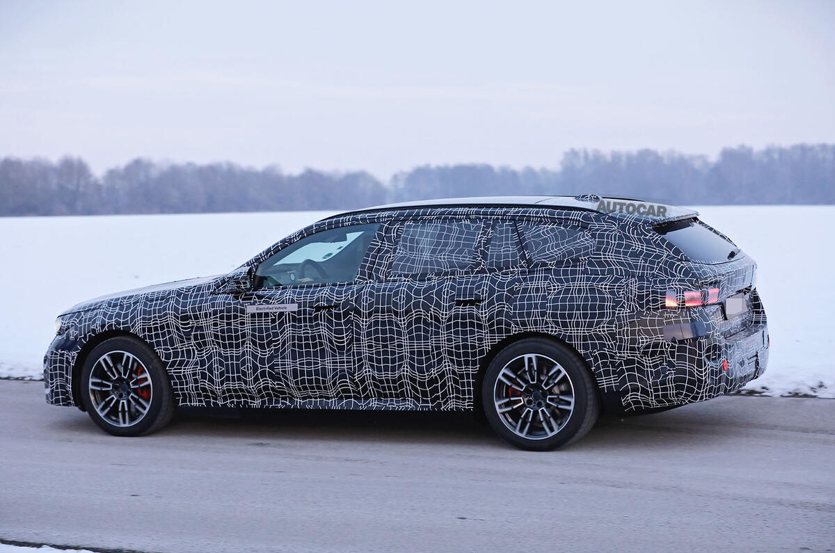 BMW 5 Series Touring side BMW 5 Series Touring side