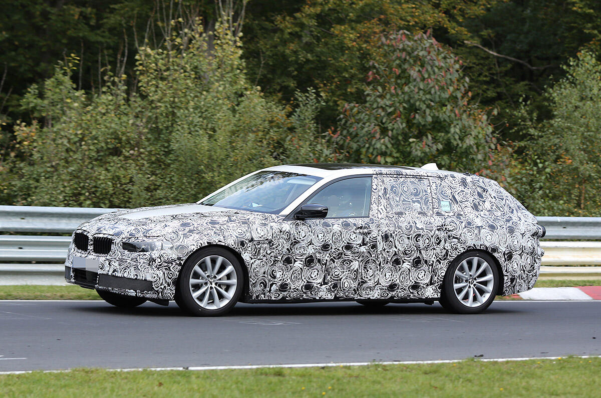 BMW 5 Series Touring spy shots