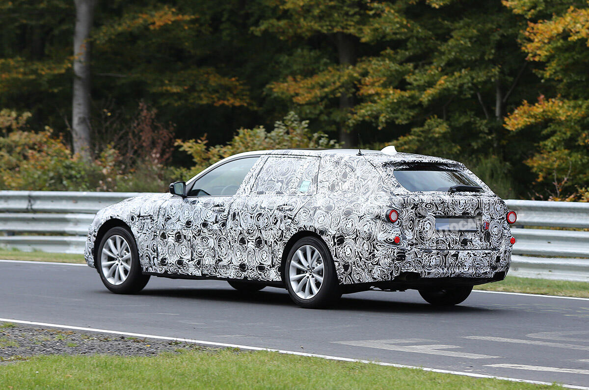 BMW 5 Series Touring spy shots