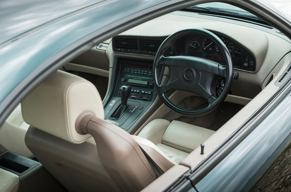 BMW 8 Series E31