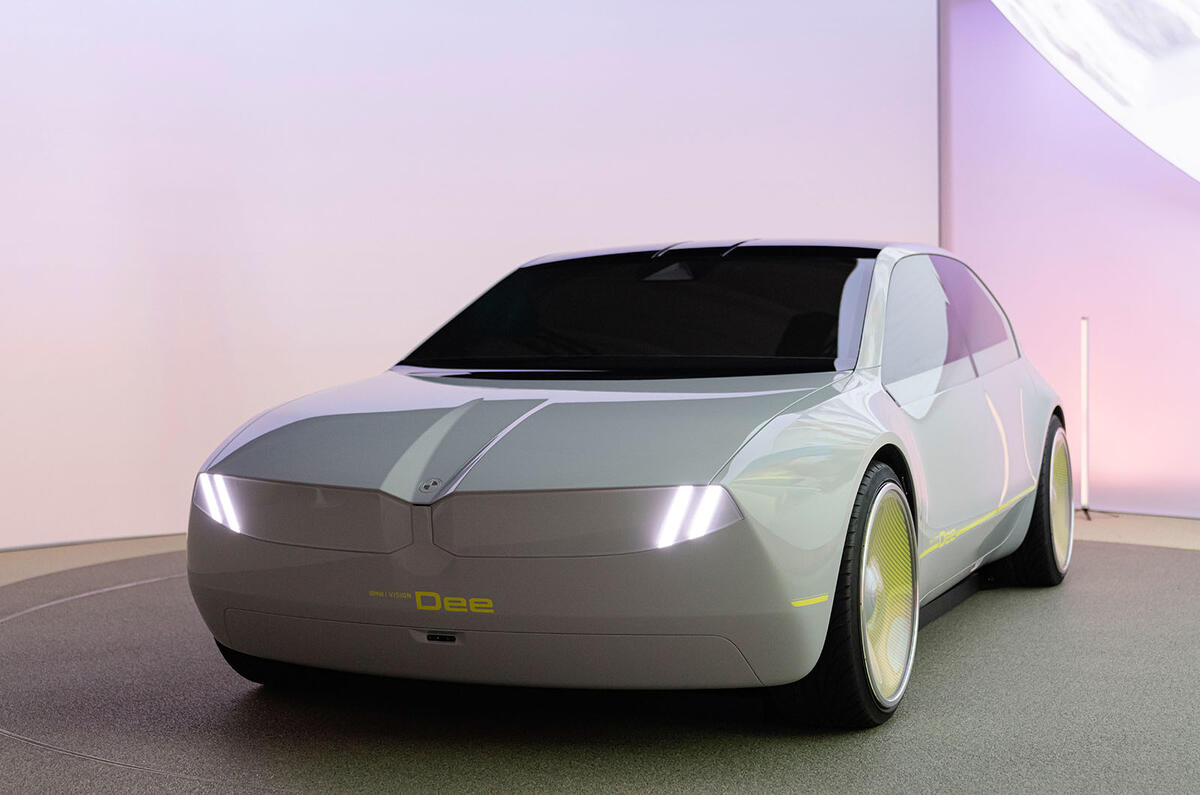 BMW i Vision Dee concept front three quarter left