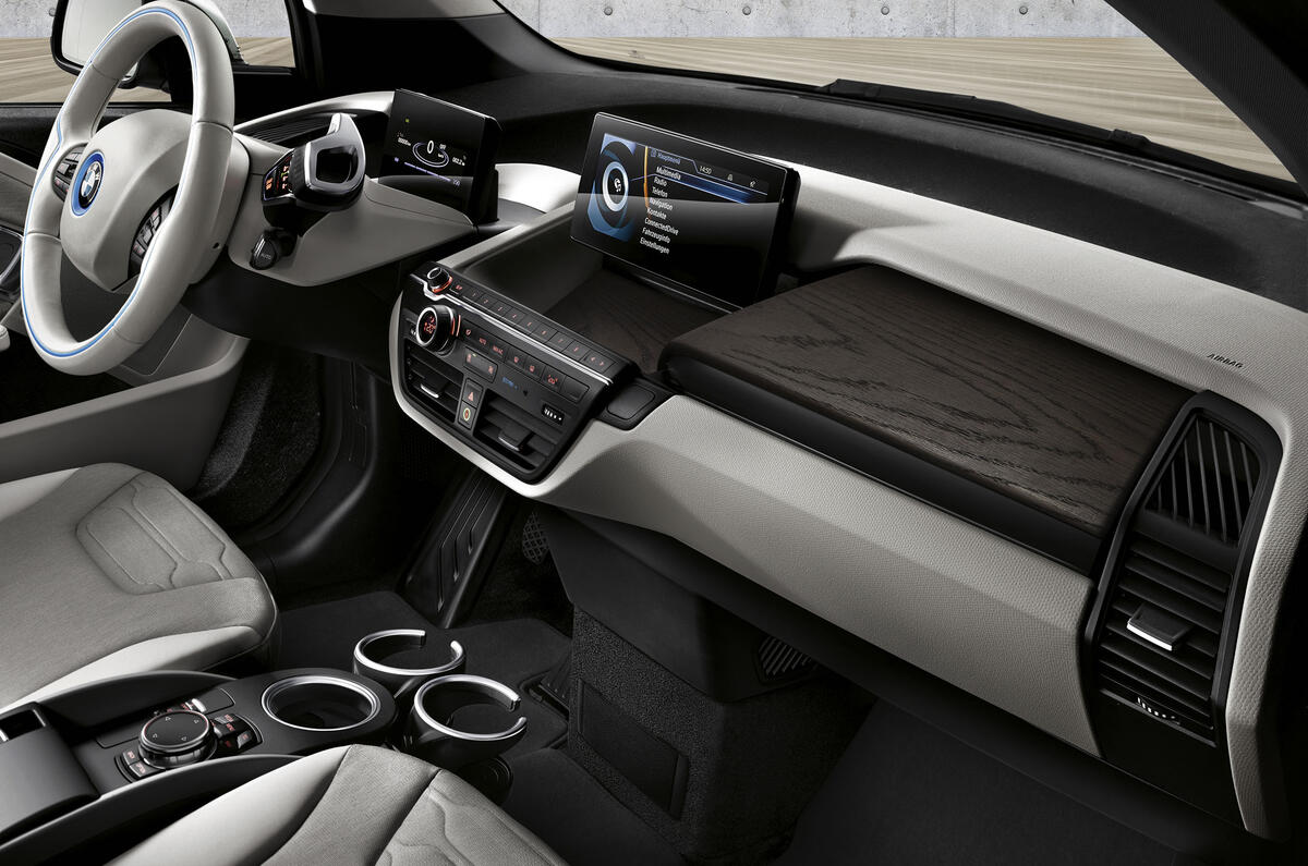 2017 BMW i3 interior