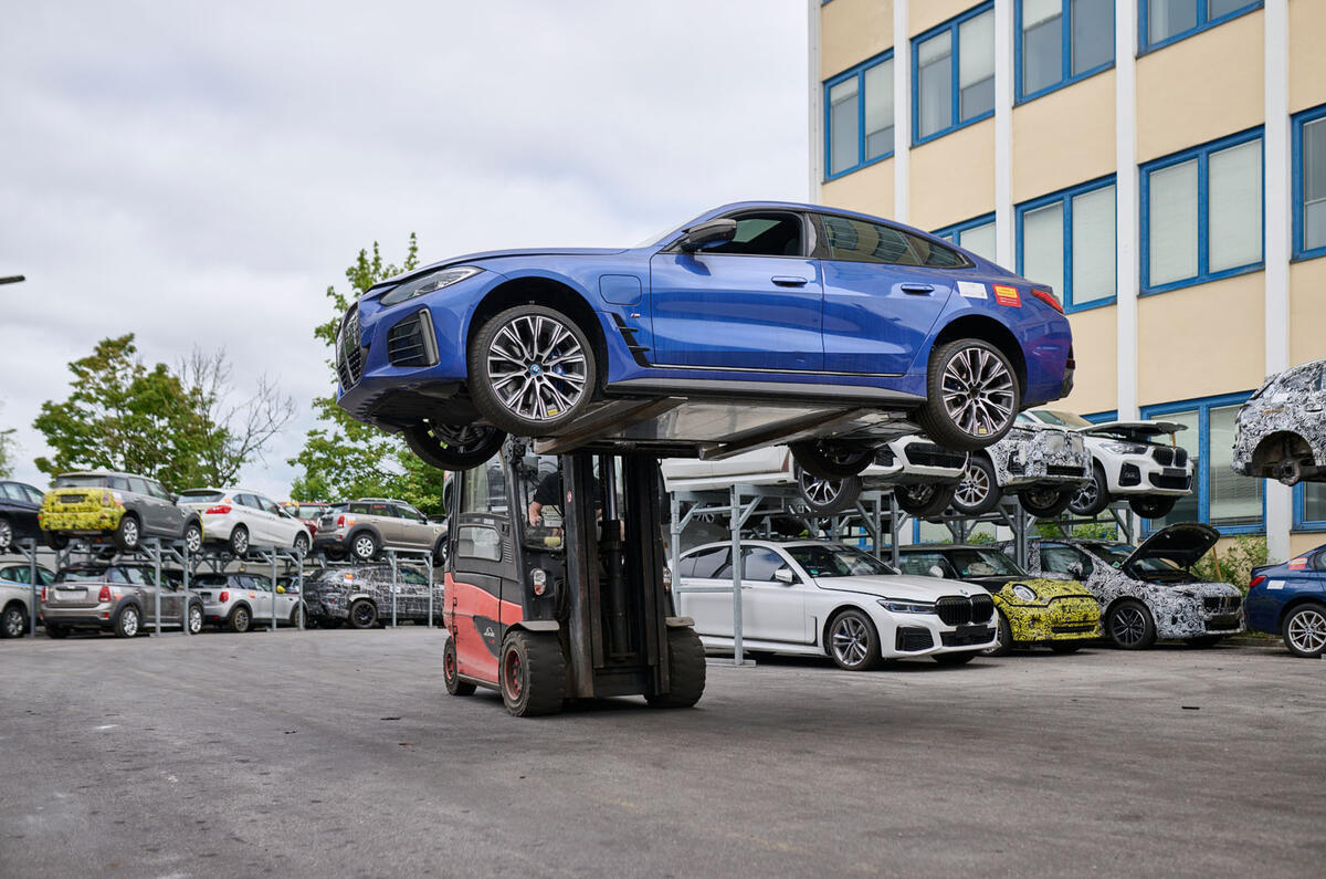 bmw i4 at rdz
