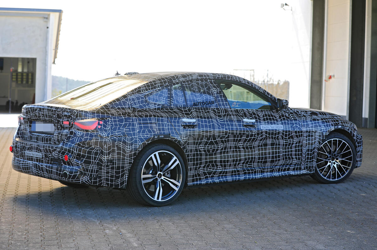 BMW i4 M prototype2988