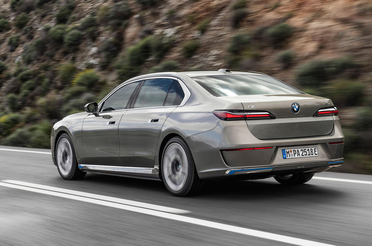 bmw i7 xdrive60 92 bmw i7 xdrive60 92