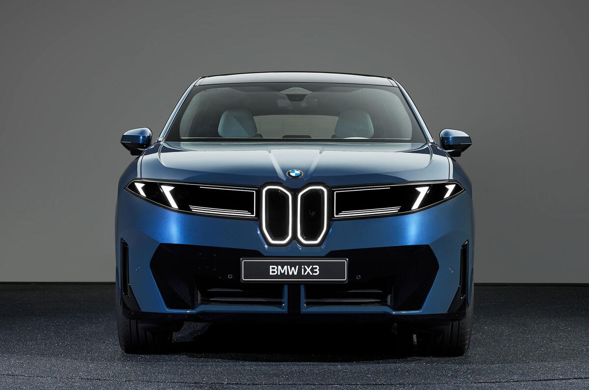 BMW iX3 2026 front static