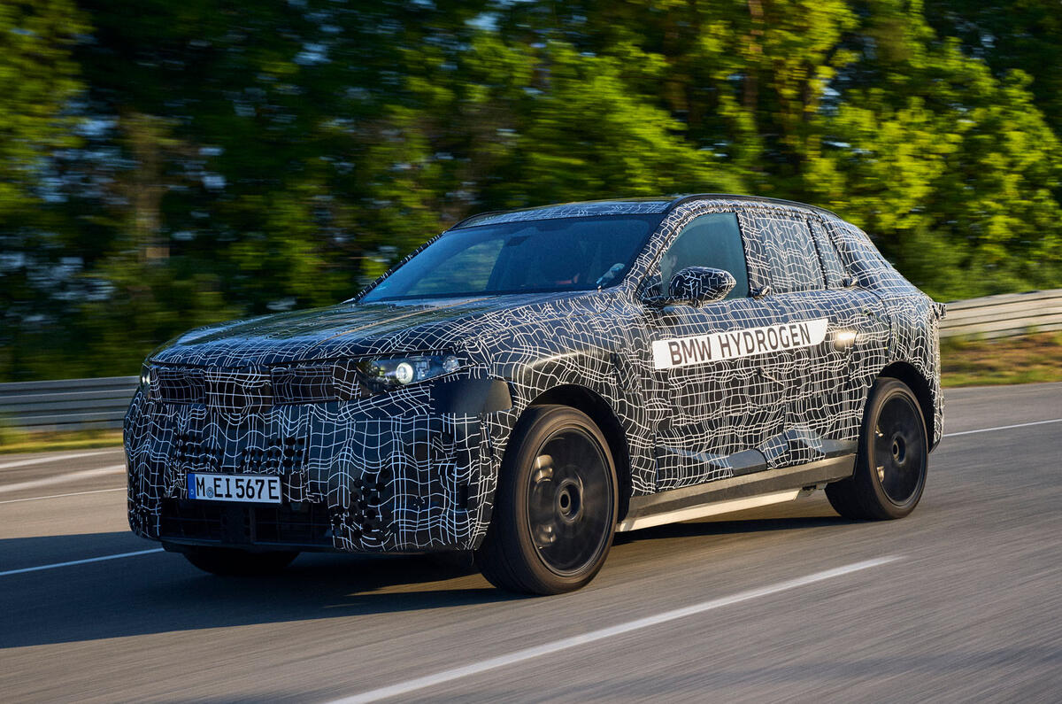 BMW iX5 Hydrogen front quarter tracking