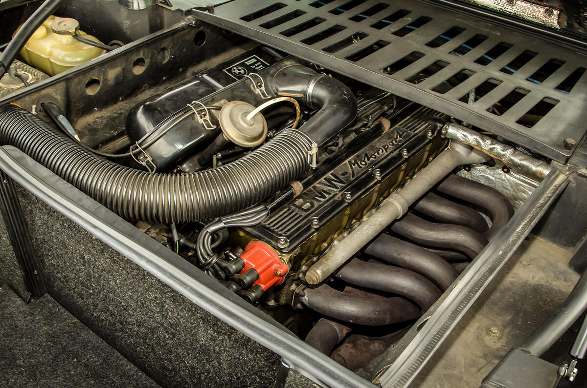 BMW M1 engine BMW M1 engine