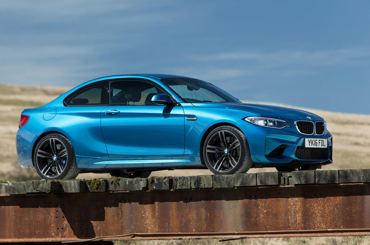 BMW M2 side static BMW M2 side static