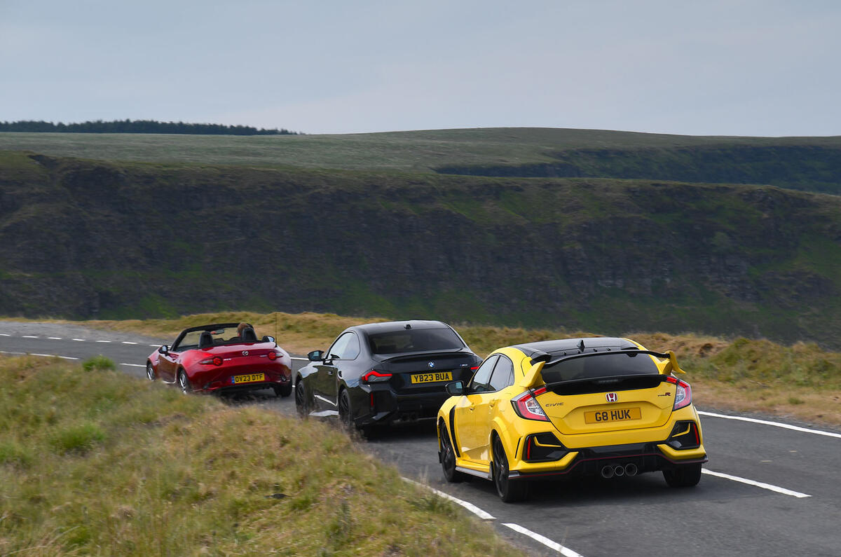 BMW M2 vs Honda Civic Type R vs Mazda MX 5 84