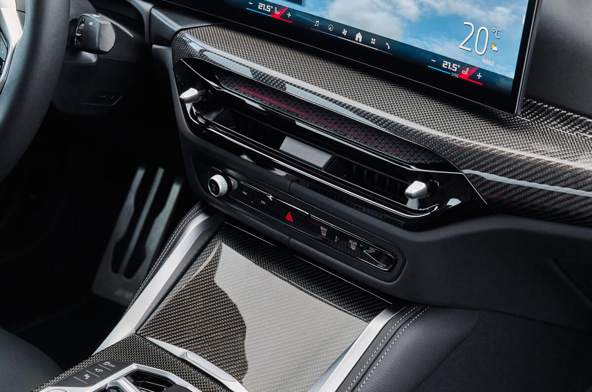 BMW M4 2024 interior vent lighting