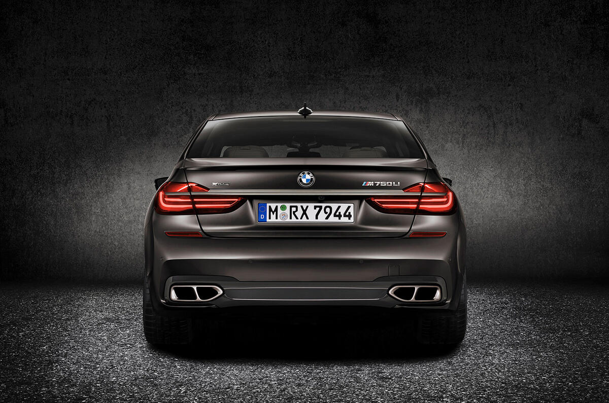 BMW 7 Series M760Li xDrive V12