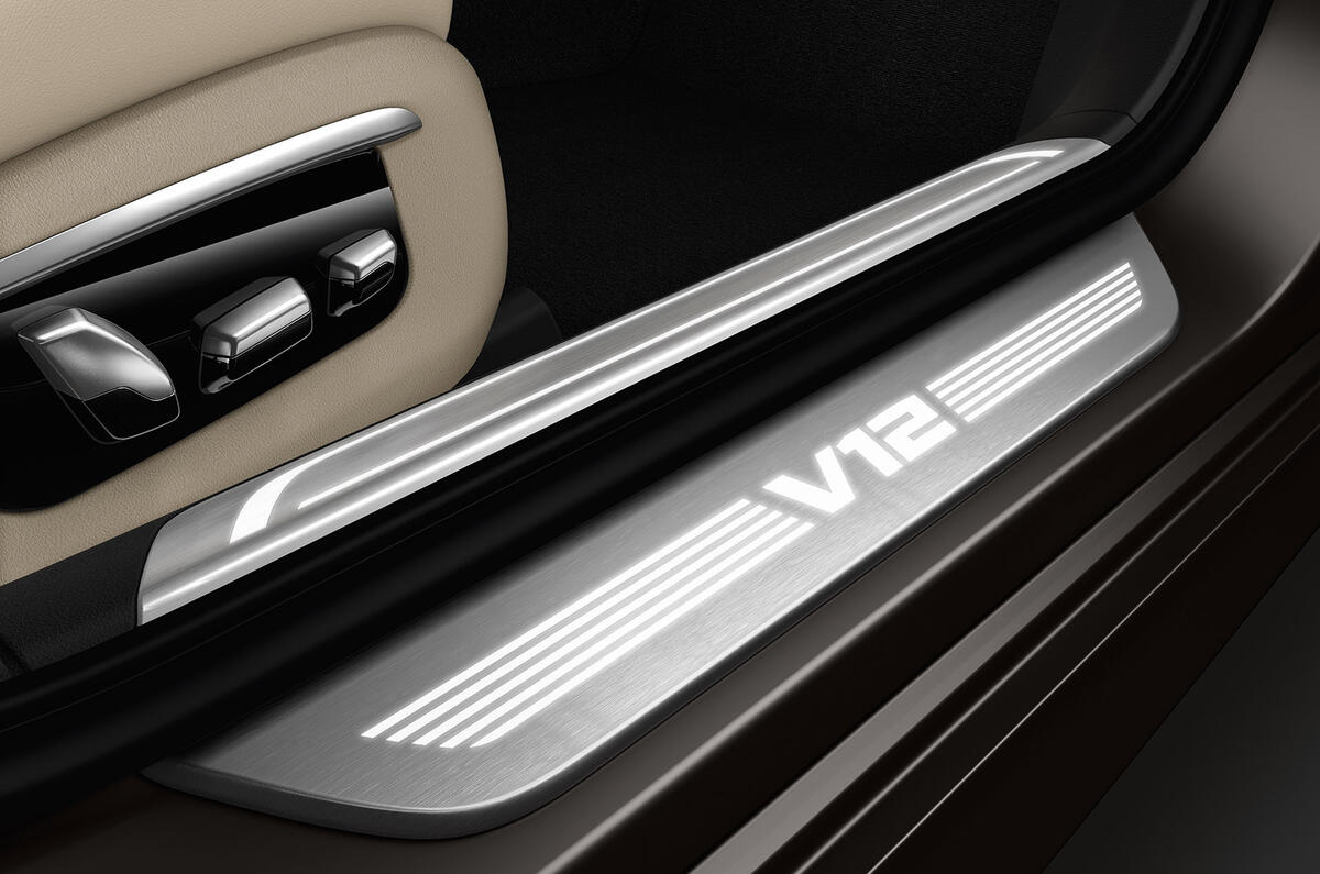 BMW 7 Series M760Li xDrive V12