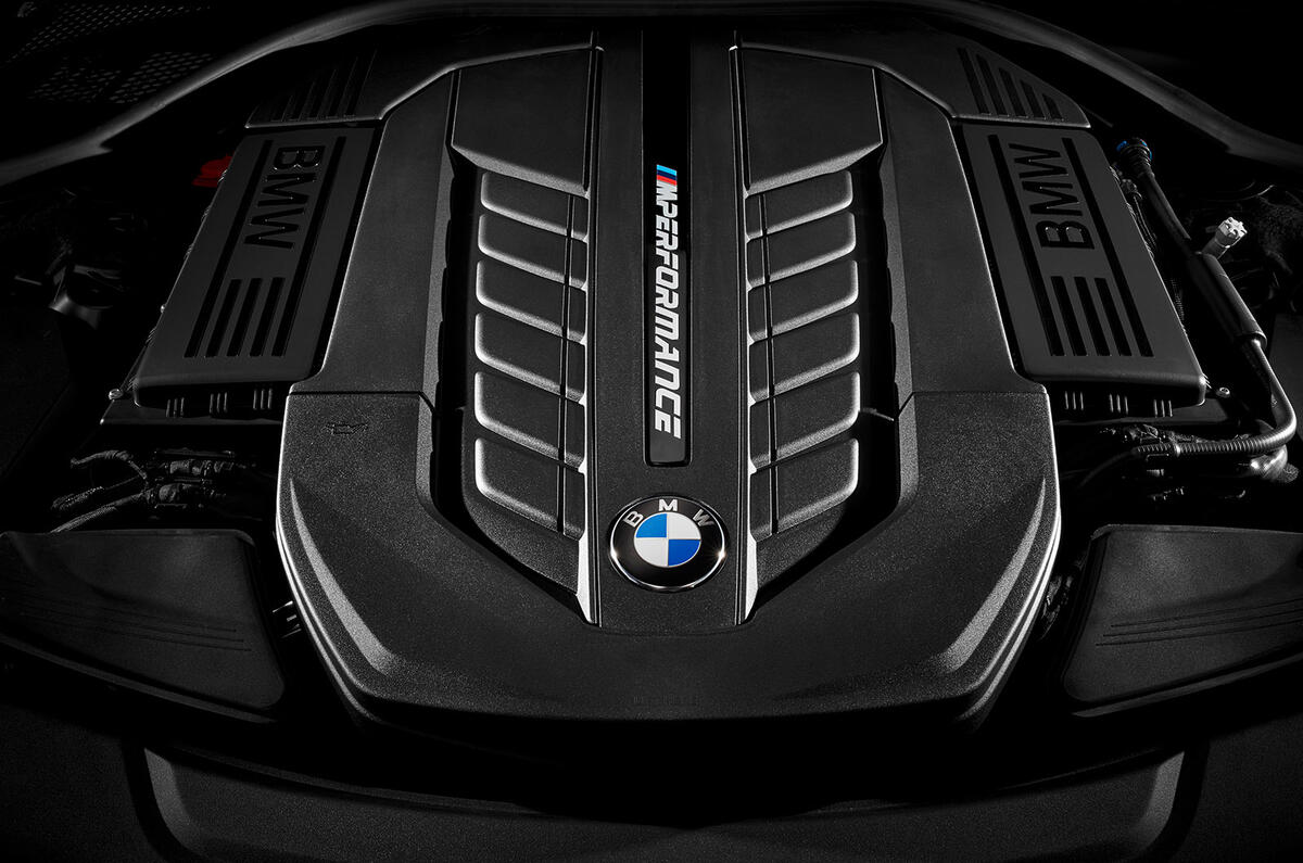 BMW 7 Series M760Li xDrive V12