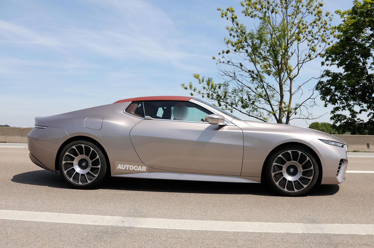 BMW Skytop prototype side tracking