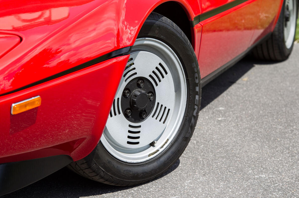 BMW M1