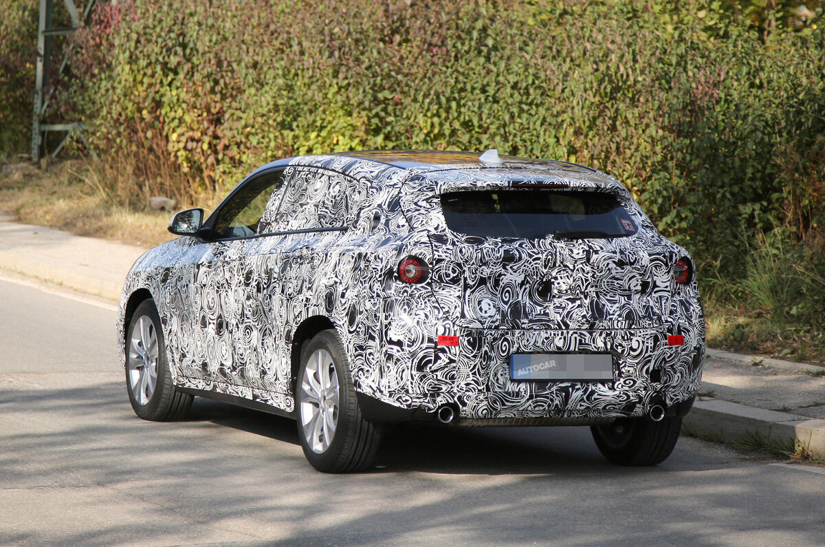 BMW X2