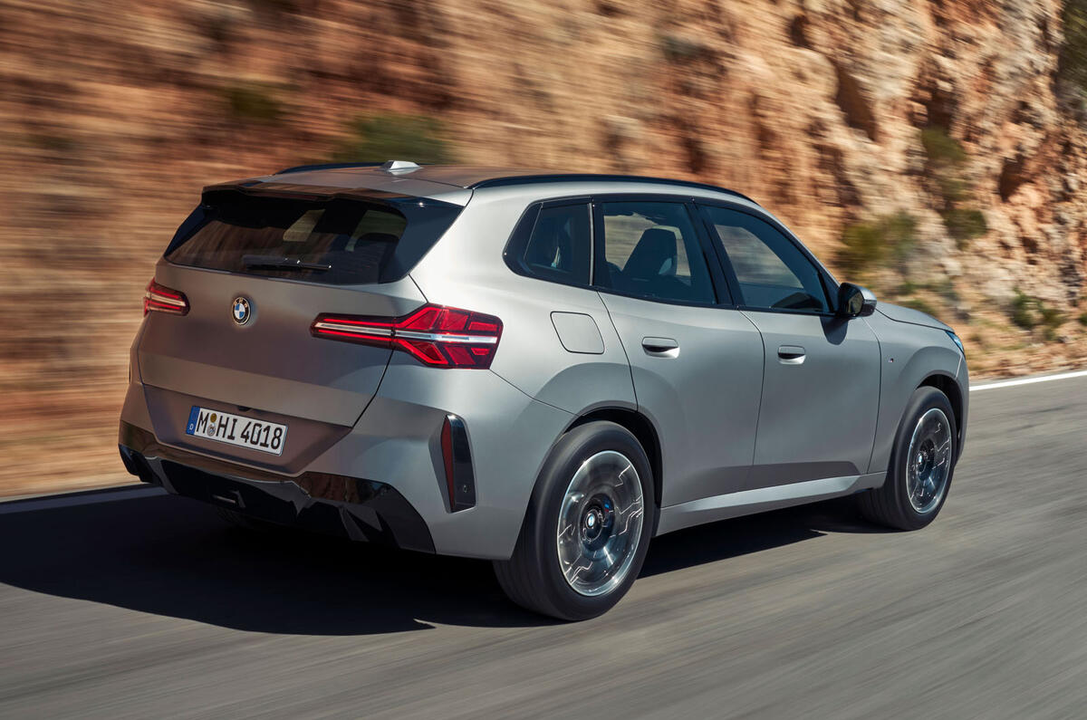 BMW X3 20 2024 rear quarter tracking BMW X3 20 2024 rear quarter tracking