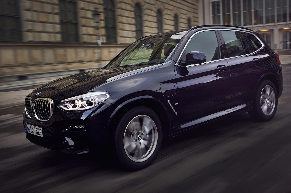 BMW X3 PHEV official press images - hero front