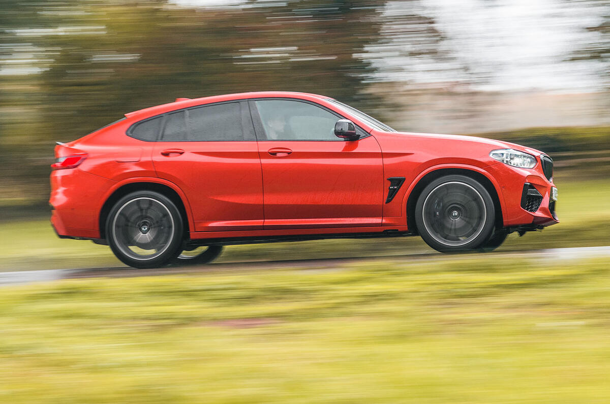 bmw x4m 2023 top top