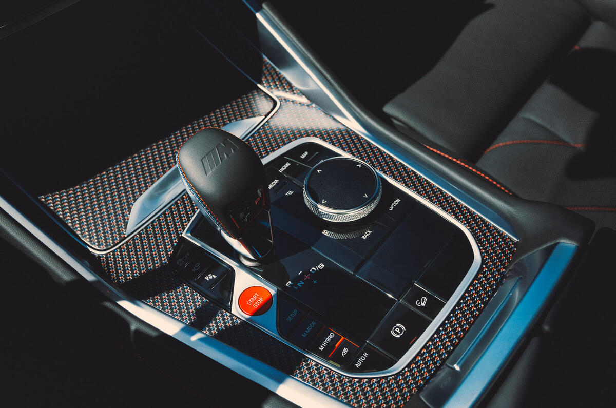 BMW XM Label Red 2023 centre console BMW XM Label Red 2023 centre console