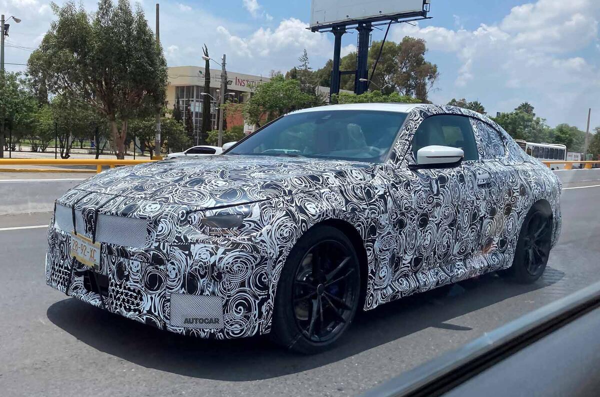 BMW 2 Series coupe spyshots  front side BMW 2 Series coupe spyshots front side