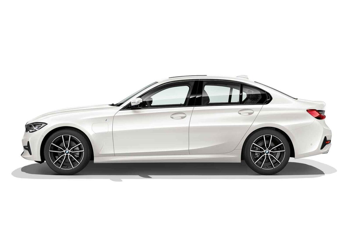 BMW 330e