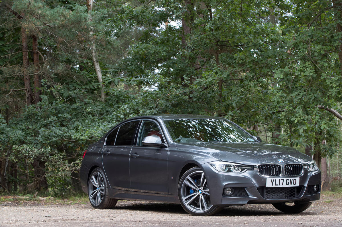 2017 BMW 330e - parked front
