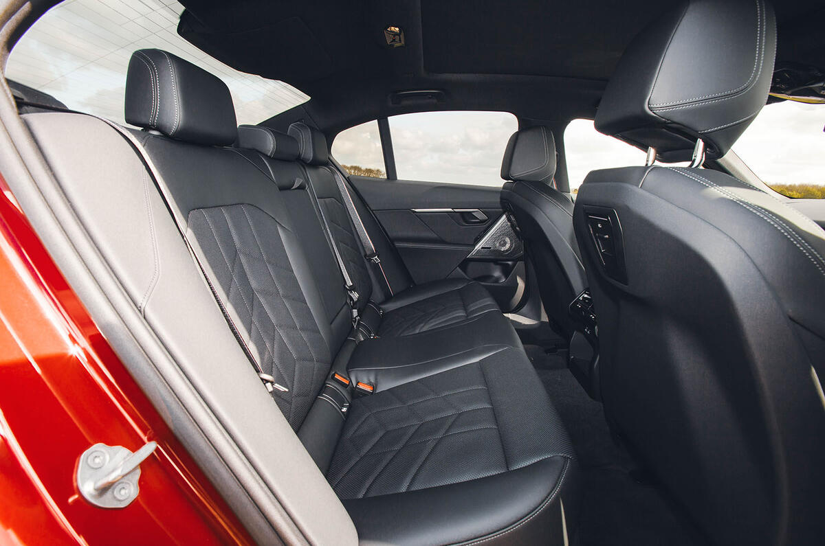 BMW 5 Series rear seat BMW 5 Series rear seat