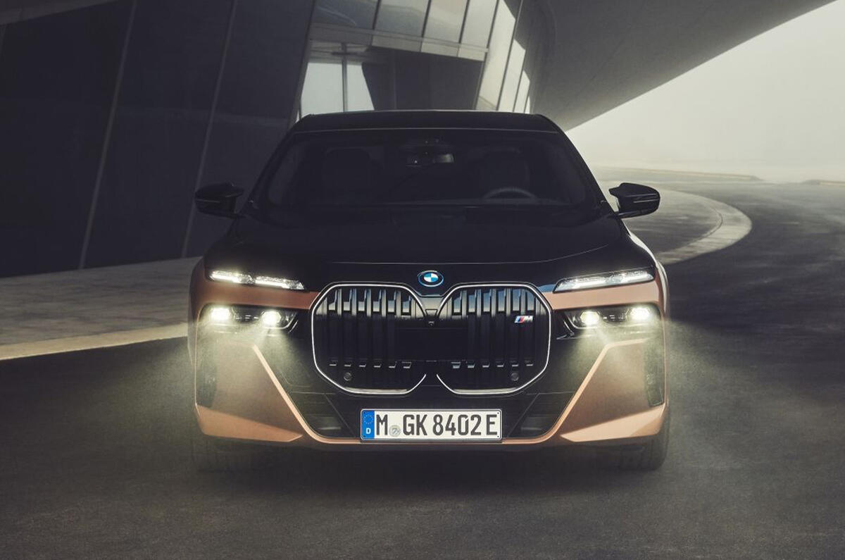 BMW i7 M70 front lights BMW i7 M70 front lights