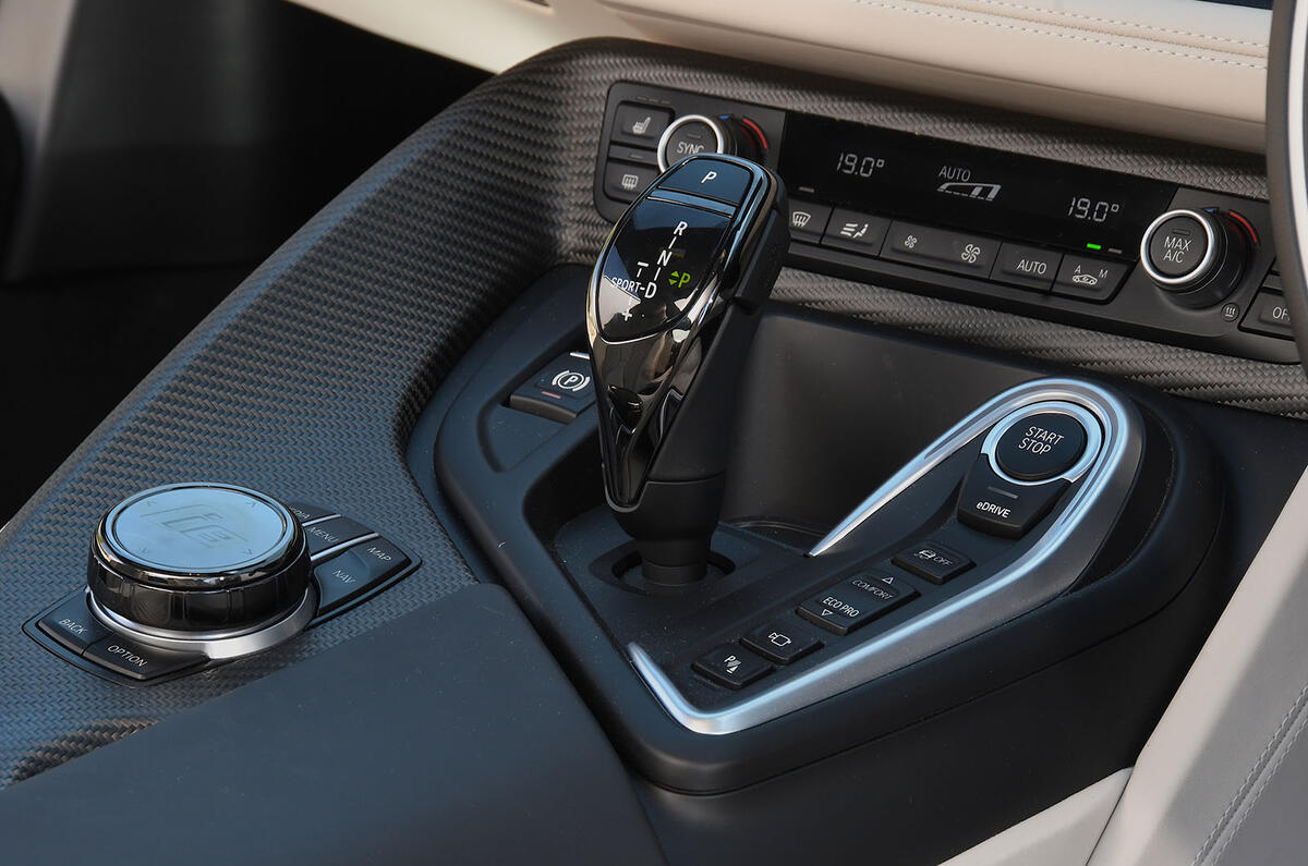 BMW i8 centre console BMW i8 centre console