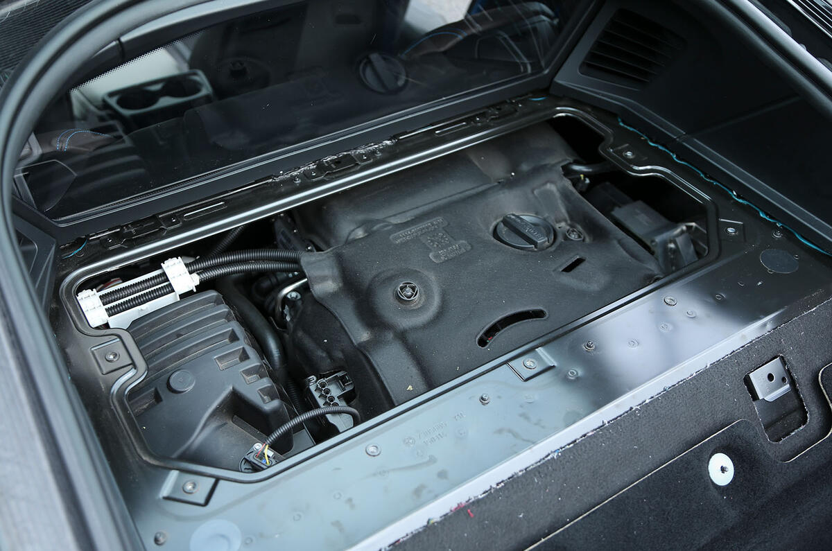 BMW i8 engine bay BMW i8 engine bay