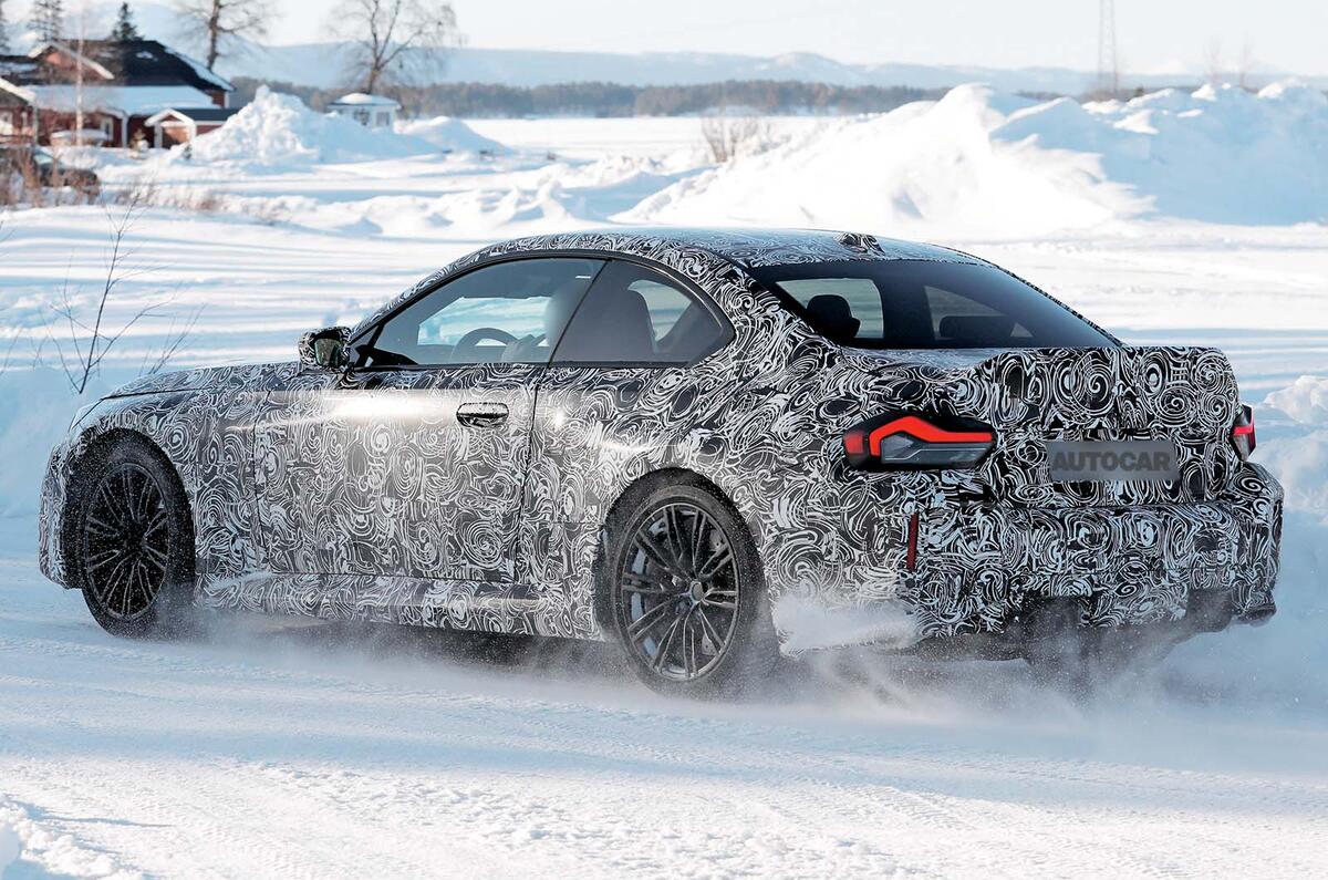 BMW M2 CS spies rear three quarter