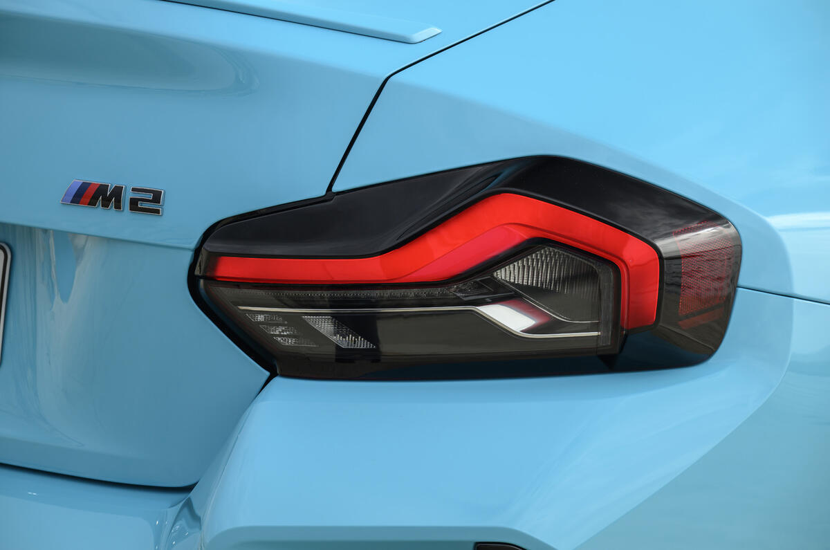 BMW M2 xDrive 113