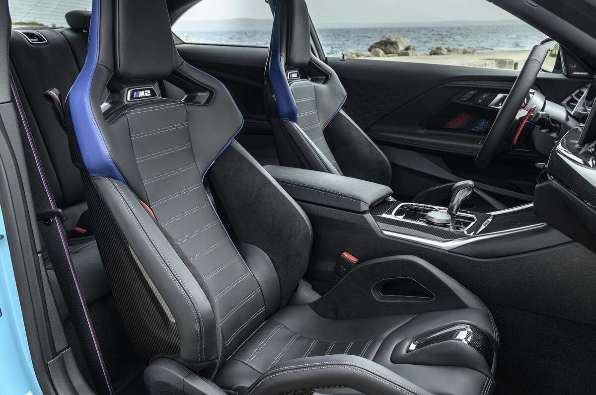 BMW M2 xDrive 124