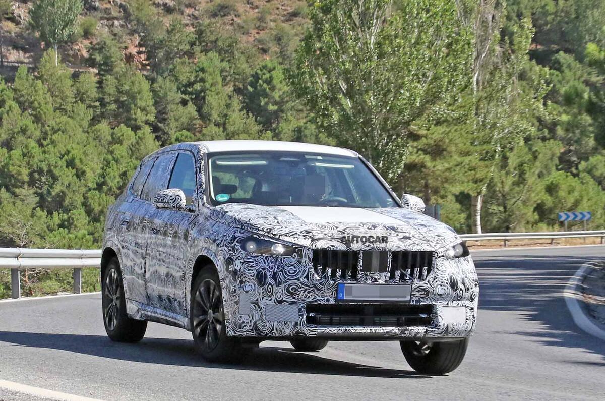 BMW X1 2022 spyshots front side BMW X1 2022 spyshots front side