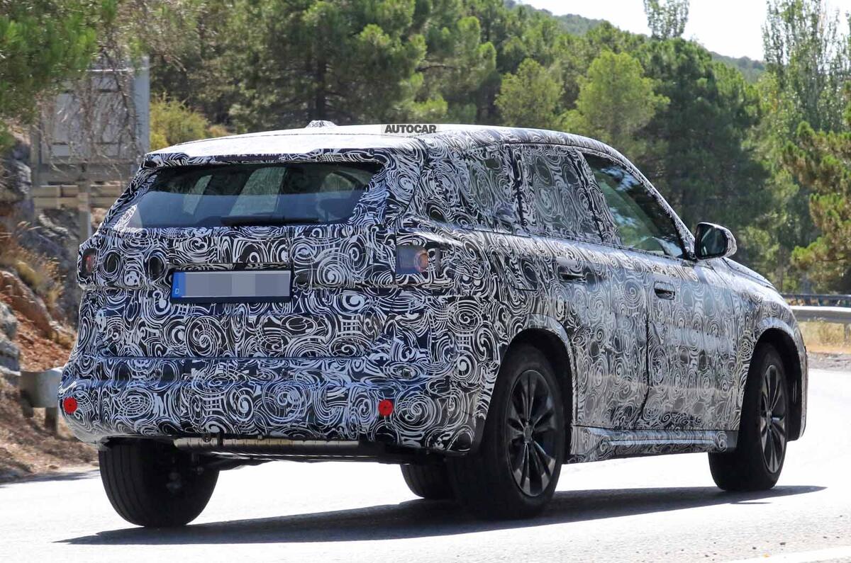 BMW X1 2022 spyshots rear BMW X1 2022 spyshots rear