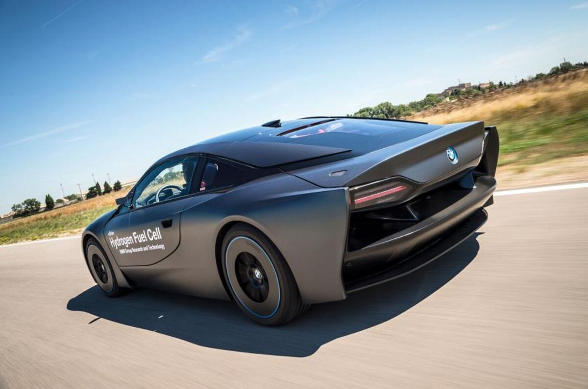 BMW i8 fuel cell