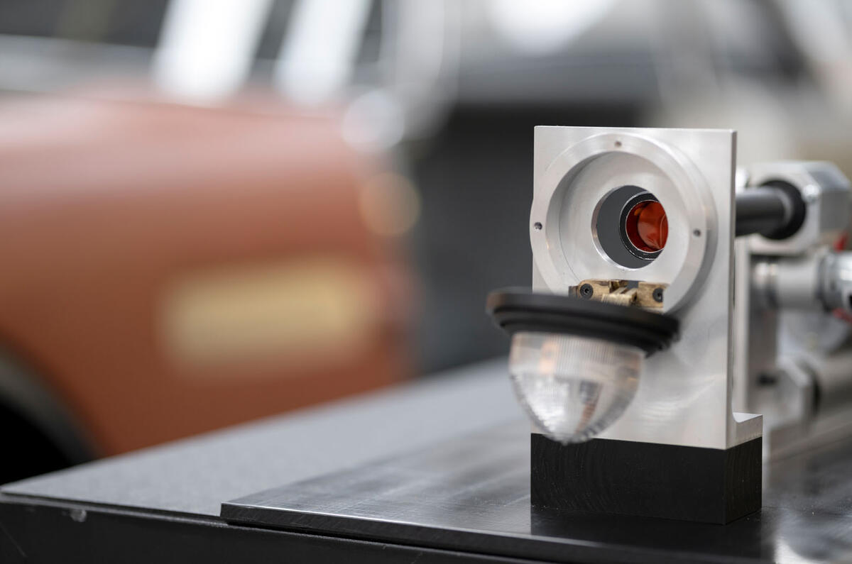 Aston Martin DB5 007