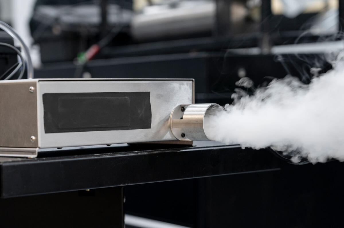 Aston Martin DB5 007