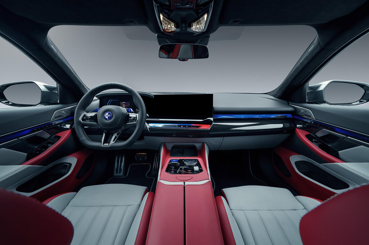 Bovensiepen 05 GT Autocar cabin interior
