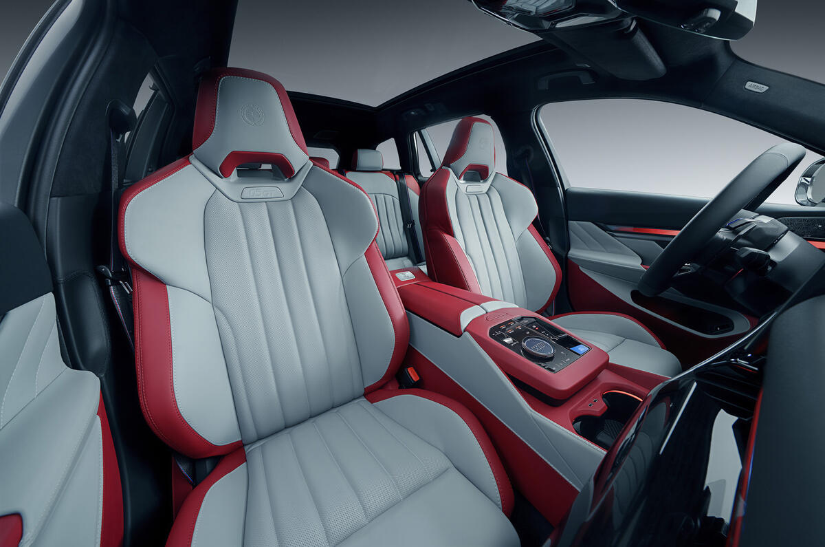 Bovensiepen 05 GT Autocar front seats