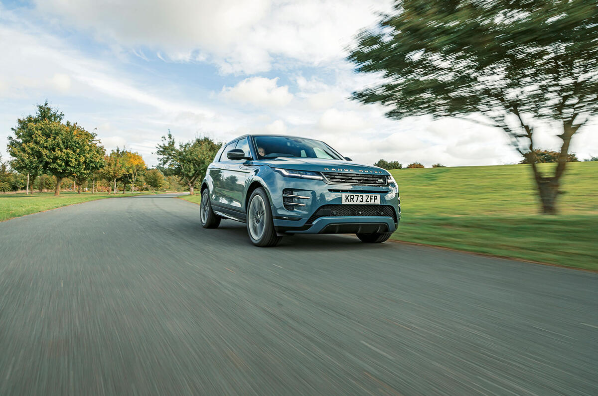 British Made Feature 2024 Evoque frt tracking 57