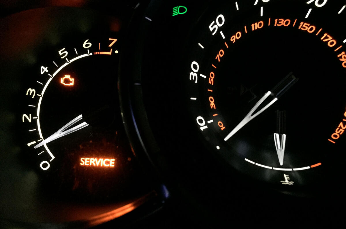 DS 3 Performance error light on dash