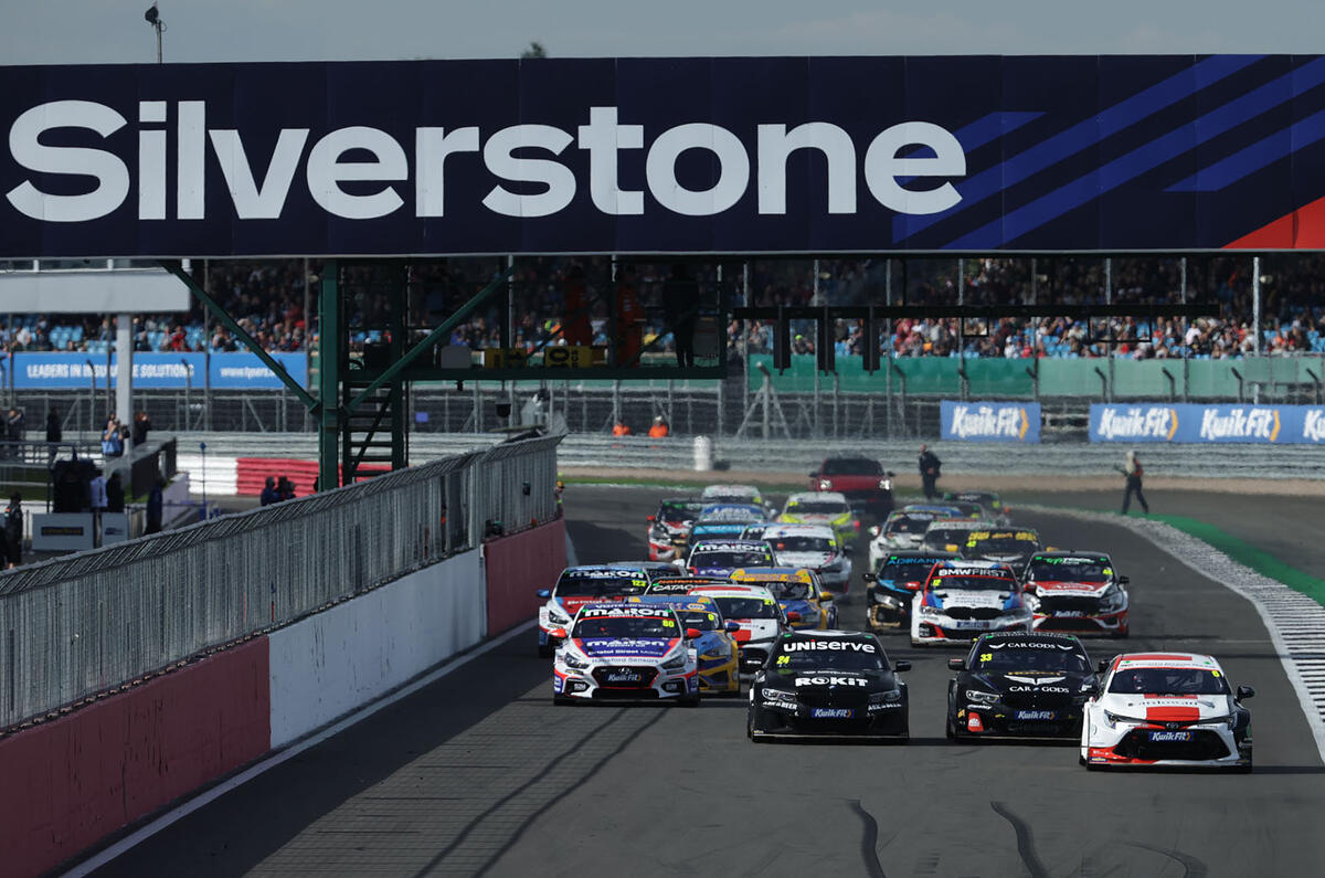 btcc-2022-silverstone-start btcc-2022-silverstone-start