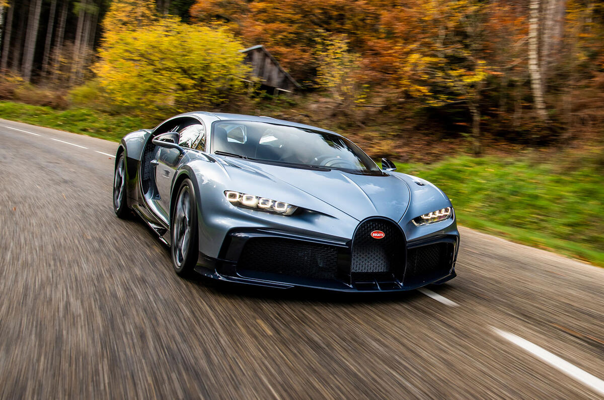 Bugatti Chiron Profilee front left